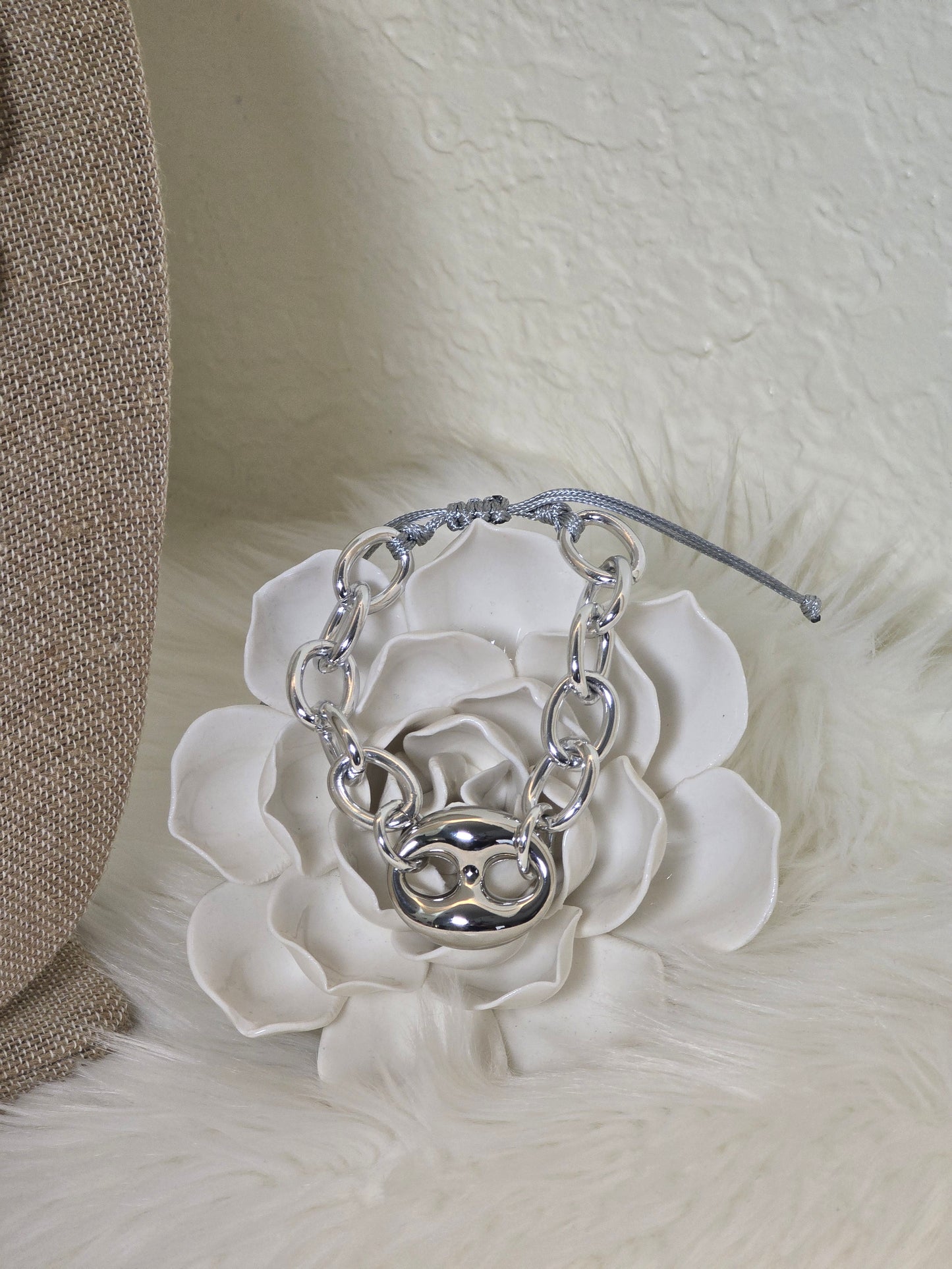 SILVER GLOW CHAIN SET