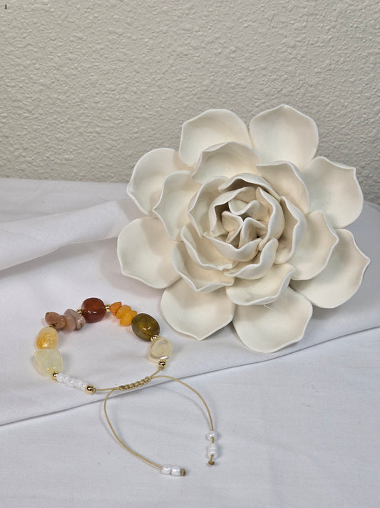 INFINITE EMBRACE BRACELET