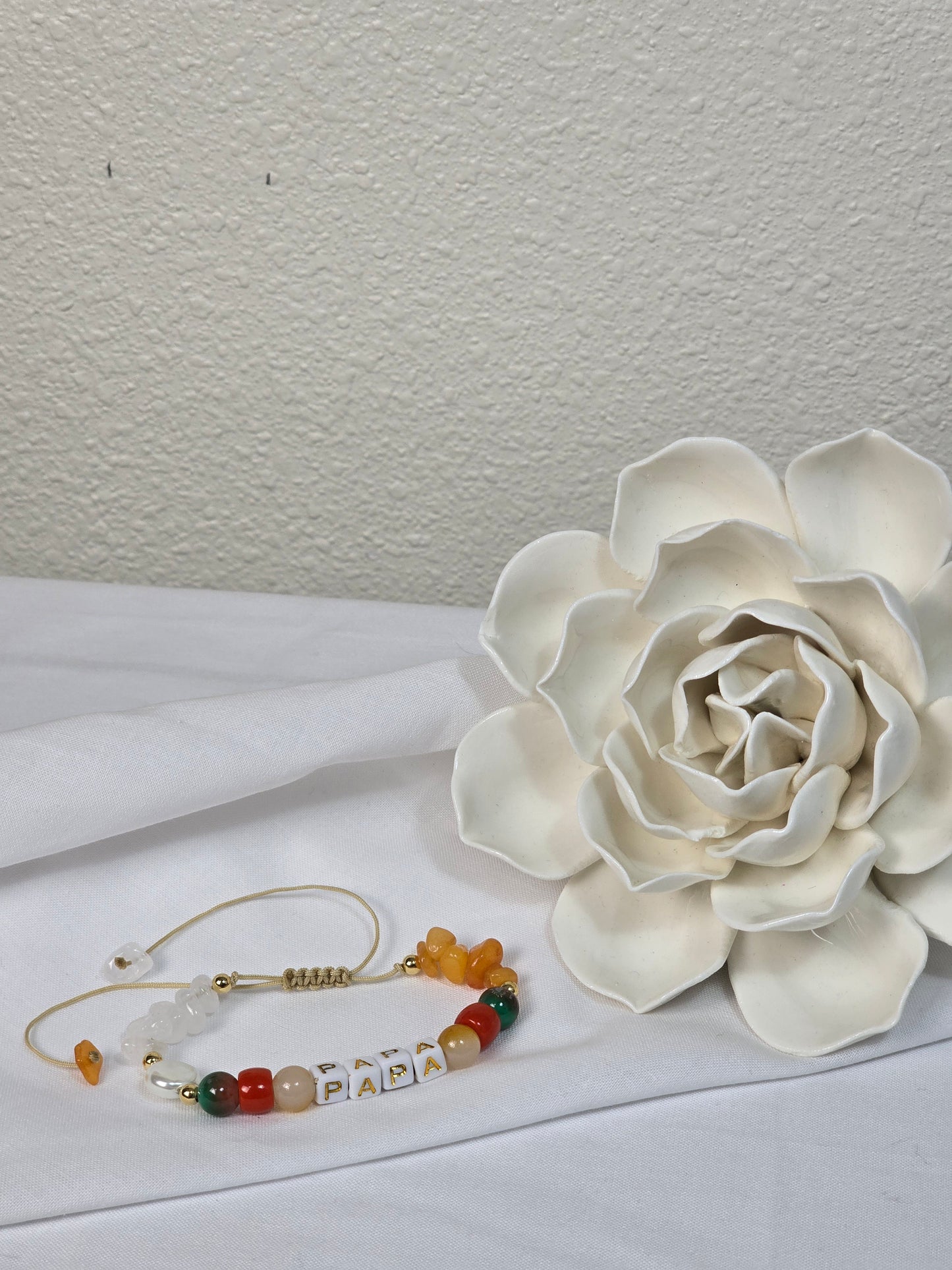 MEANINGFUL WORDS BRACELET (ABUELO, PAPA, FE ETC.)